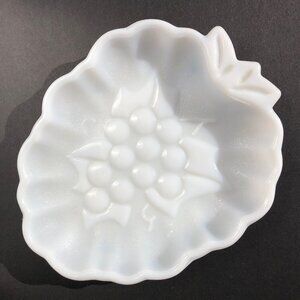 Vintage Hazel Atlas Milk Glass Candy Dish Grape Cluster Bunch Shaped Textured